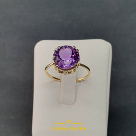 Gold Ring Amethyst