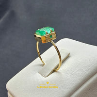 Gold Ring 18k Emerald