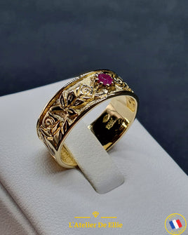 Gold Ring Ruby Roses